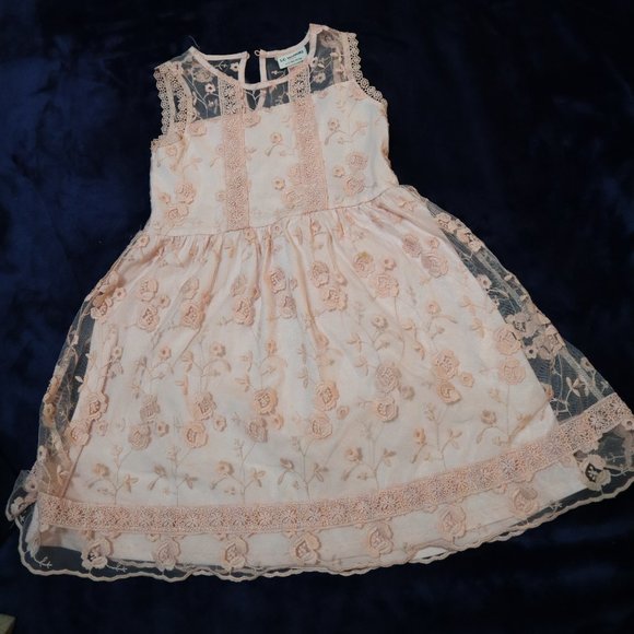 LC WAIKIKI Girls 4-5 Y 104-110 cm - Picture 1 of 2